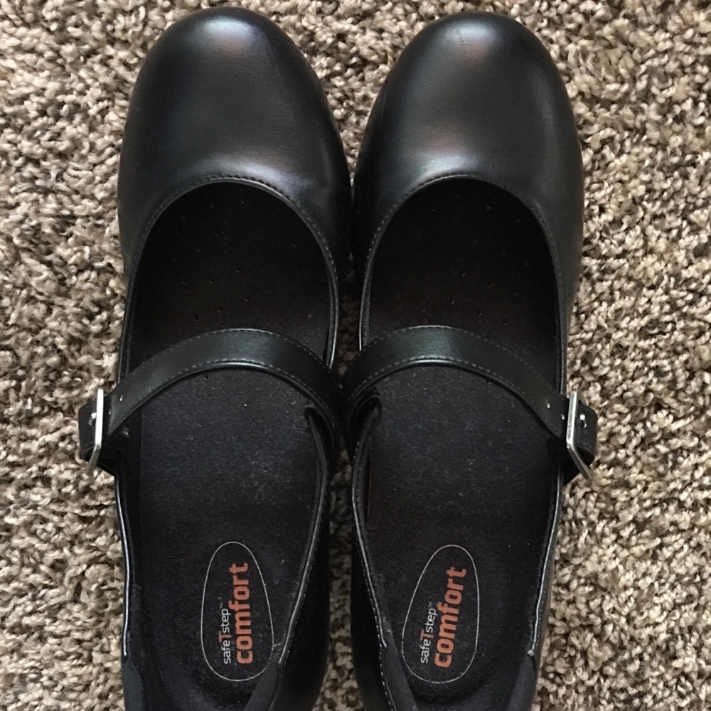 Mary Jane Shoes